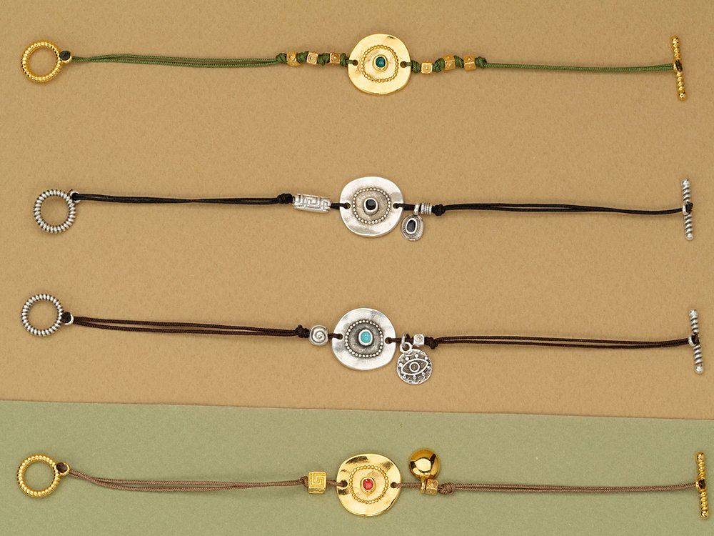 Matching bracelet elements