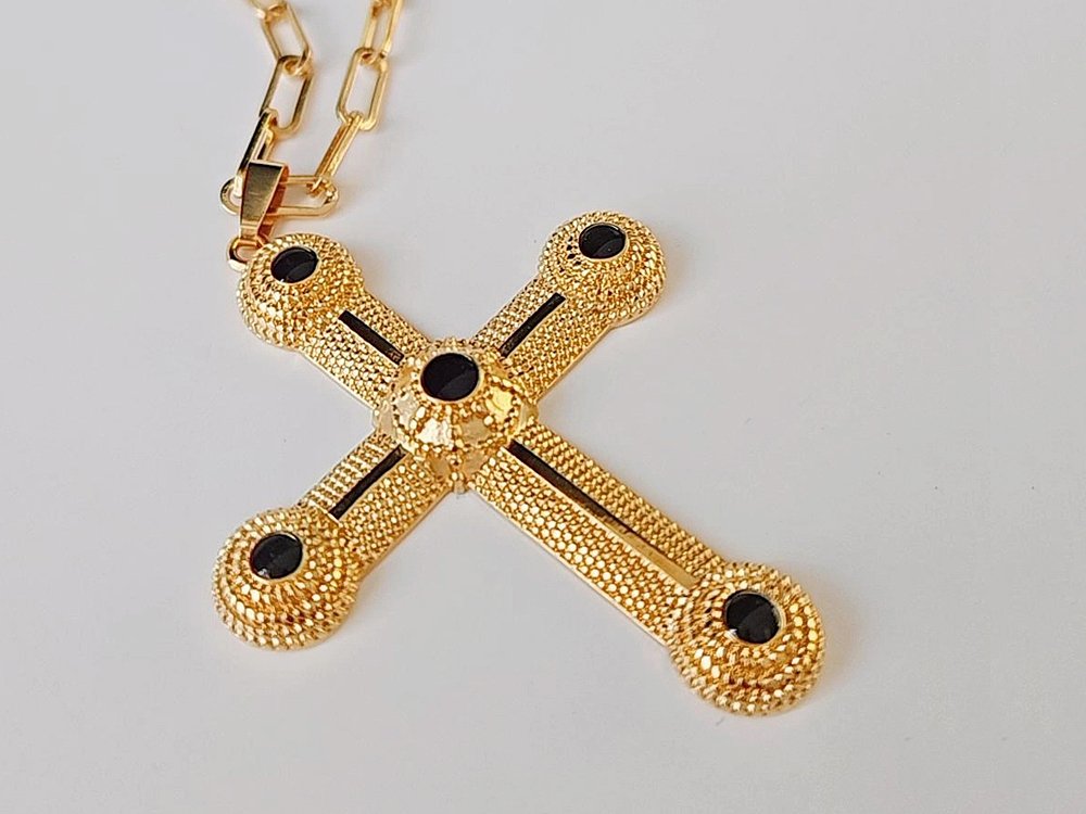 Statement Cross