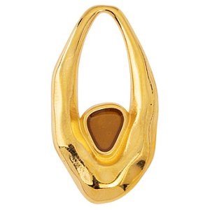 Oval pendant with setting