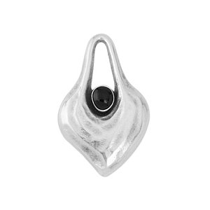 Heart pendant with setting