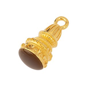 Pendant with setting