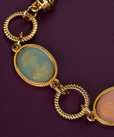 Cameo Stories